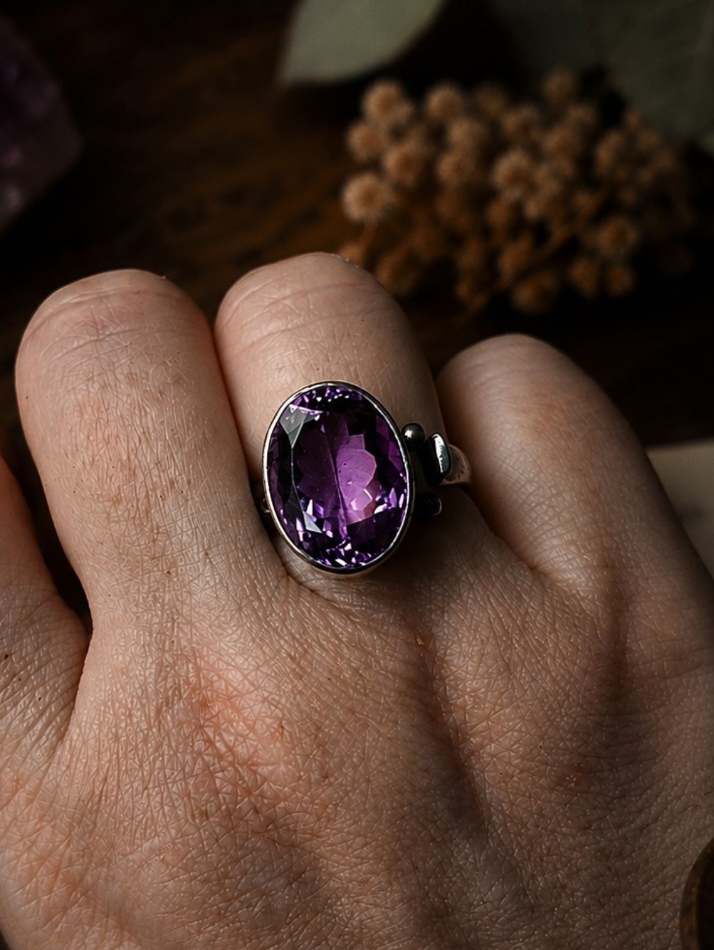 Sajen 925 Sterling Silver Oval Amethyst Bezel Set Adjustable Ring Size 5.5